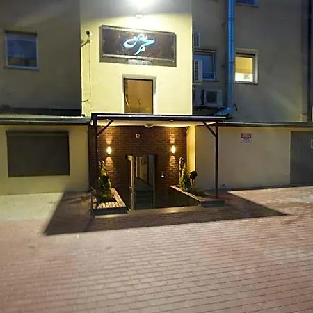 Efekt 72 Aparthotel 4*