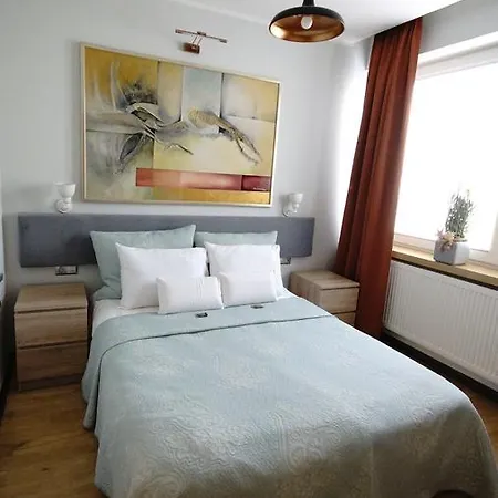 Efekt 72 Hotel apartamentowy 3*